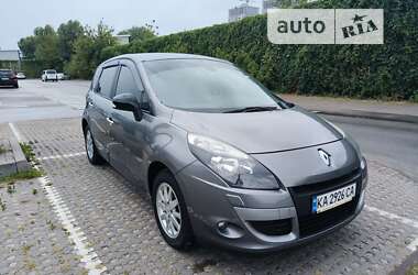 Минивэн Renault Scenic 2011 в Киеве