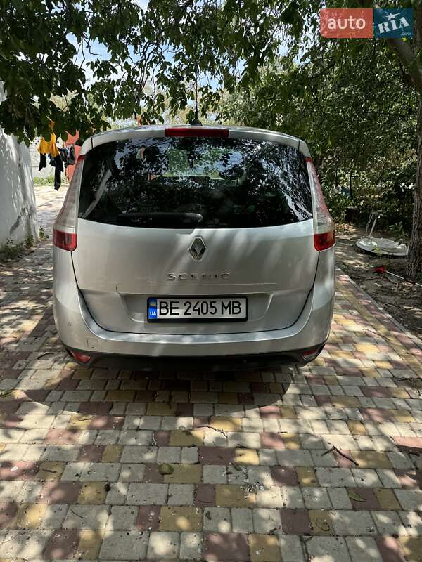 Мінівен Renault Scenic 2011 в Миколаєві