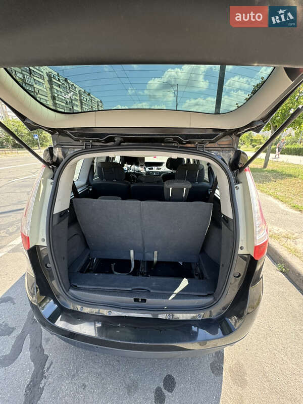 Мінівен Renault Scenic 2009 в Києві