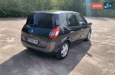 Минивэн Renault Scenic 2004 в 