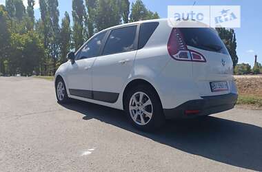 Мінівен Renault Scenic 2011 в Горішніх Плавнях