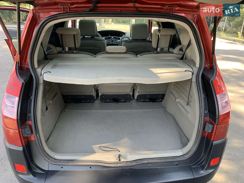Минивэн Renault Scenic 2005 в Виннице