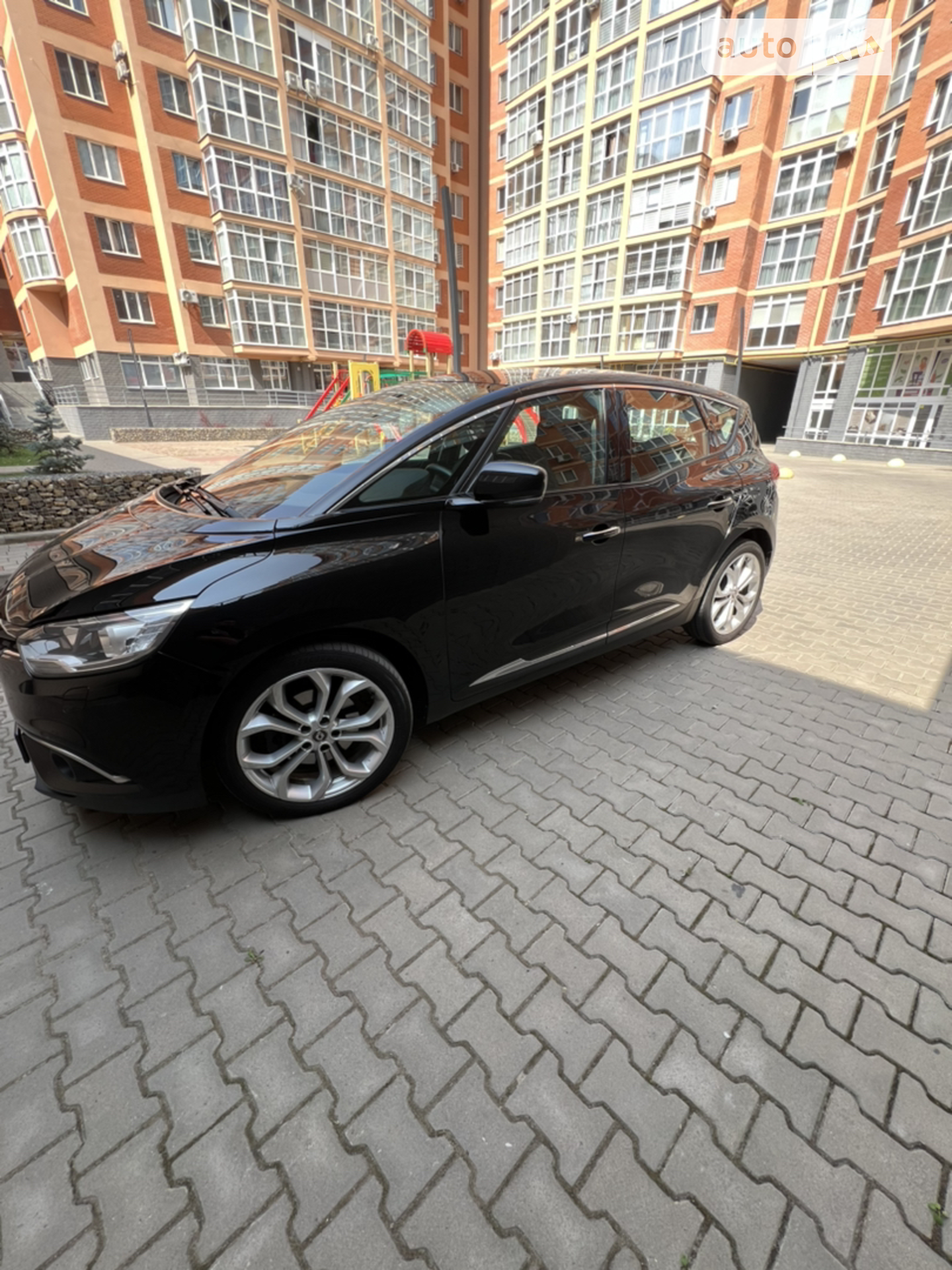 2019 Renault Scenic - мініатюра 3
