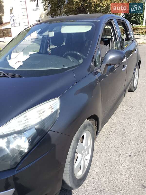 Минивэн Renault Scenic 2010 в Владимирце фото 21 Минивэн Renault Scenic 2010 в Владимирце
