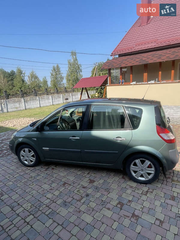 Мінівен Renault Scenic 2005 в Костопілі