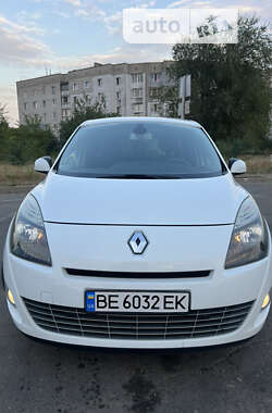 Минивэн Renault Scenic 2010 в Вознесенске