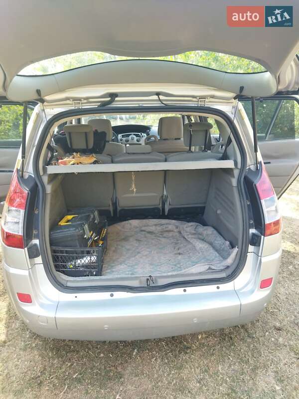Минивэн Renault Scenic 2006 в Локачах фото 15 Минивэн Renault Scenic 2006 в Локачах