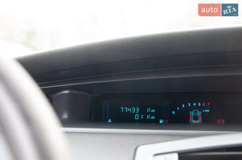 Минивэн Renault Scenic 2005 в Стрые фото 10 Минивэн Renault Scenic 2005 в Стрые