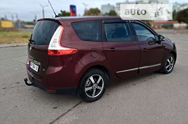 Минивэн Renault Scenic 2012 в Запорожье