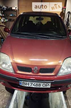 Минивэн Renault Scenic 2000 в Ивановке