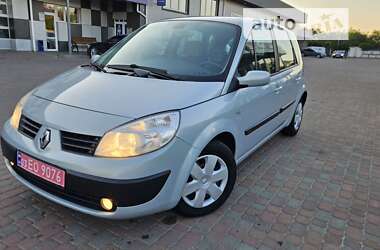 Минивэн Renault Scenic 2003 в Сарнах