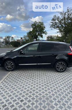 Минивэн Renault Scenic 2013 в Киеве