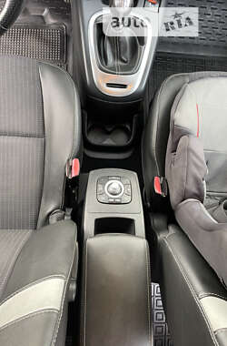 Минивэн Renault Scenic 2013 в Киеве