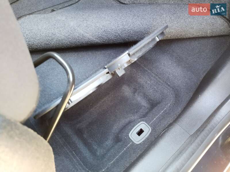 Минивэн Renault Scenic 2010 в Житомире фото 15 Минивэн Renault Scenic 2010 в Житомире