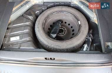 Минивэн Renault Scenic 2010 в 
