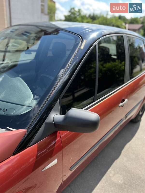 Минивэн Renault Scenic 2007 в Калуше