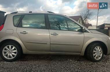 Минивэн Renault Scenic 2007 в Дубно