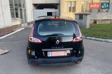 Минивэн Renault Scenic 2011 в 