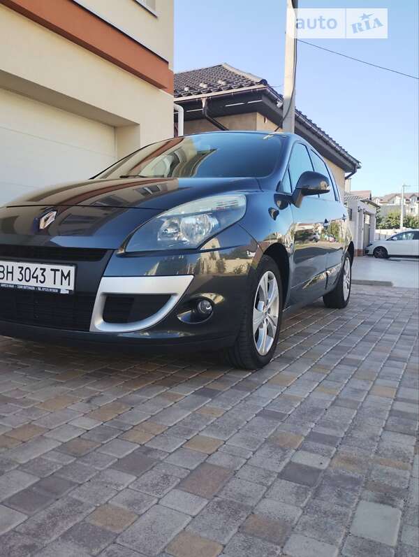 Мінівен Renault Scenic 2009 в Одесі