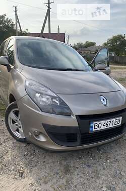 Минивэн Renault Scenic 2009 в Золочеве