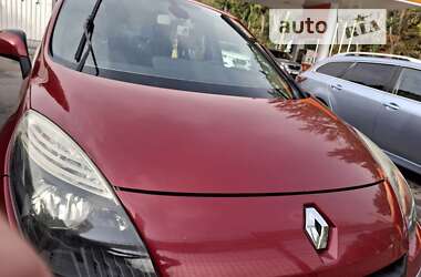 Минивэн Renault Scenic 2010 в Виннице