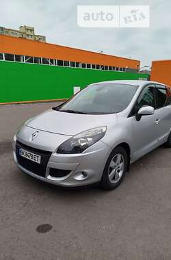 Мінівен Renault Scenic 2011 в Рівному