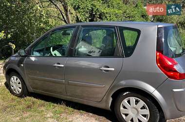 Минивэн Renault Scenic 2009 в 