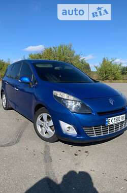 Минивэн Renault Scenic 2011 в Изяславе