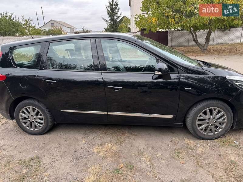 Минивэн Renault Scenic 2012 в Днепре