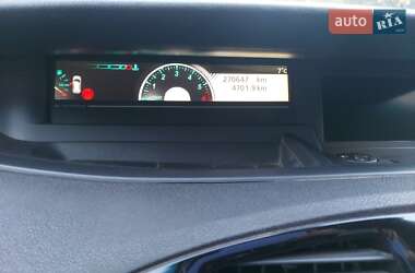 Минивэн Renault Scenic 2011 в 