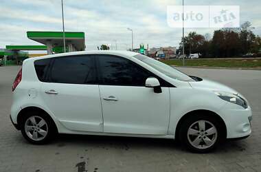 Мінівен Renault Scenic 2010 в Житомирі