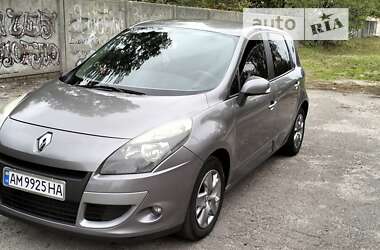 Мінівен Renault Scenic 2011 в Черкасах