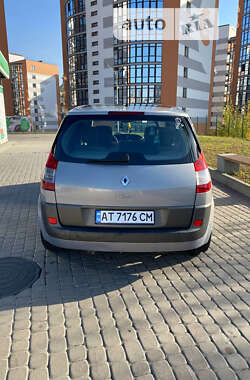 Минивэн Renault Scenic 2005 в Ивано-Франковске