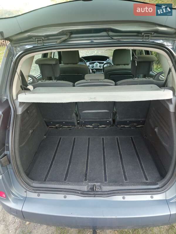 Минивэн Renault Scenic 2007 в Умани