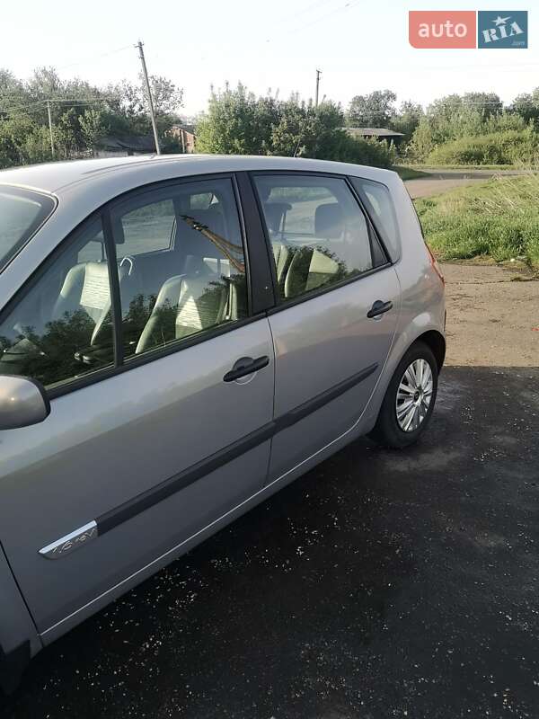 Минивэн Renault Scenic 2005 в Диканьке