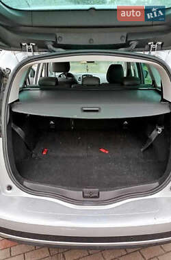 Минивэн Renault Scenic 2019 в 