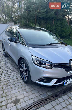 Минивэн Renault Scenic 2017 в 