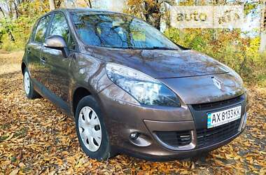 Минивэн Renault Scenic 2010 в Краснограде