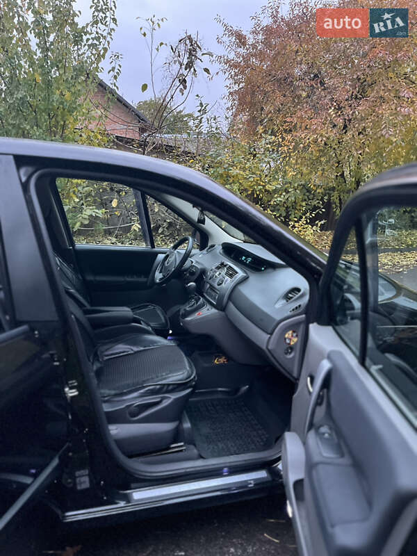 Мінівен Renault Scenic 2008 в Рівному фото 16 Мінівен Renault Scenic 2008 в Рівному