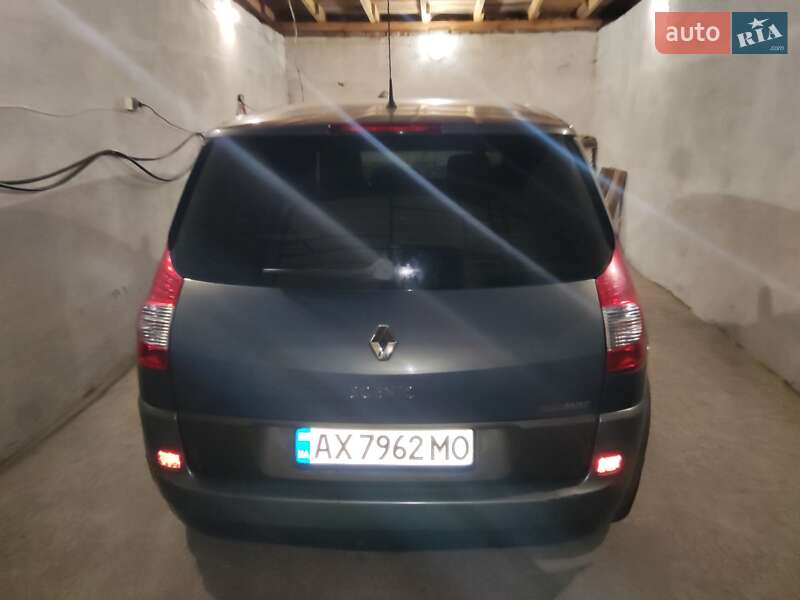 Минивэн Renault Scenic 2006 в Кегичевке