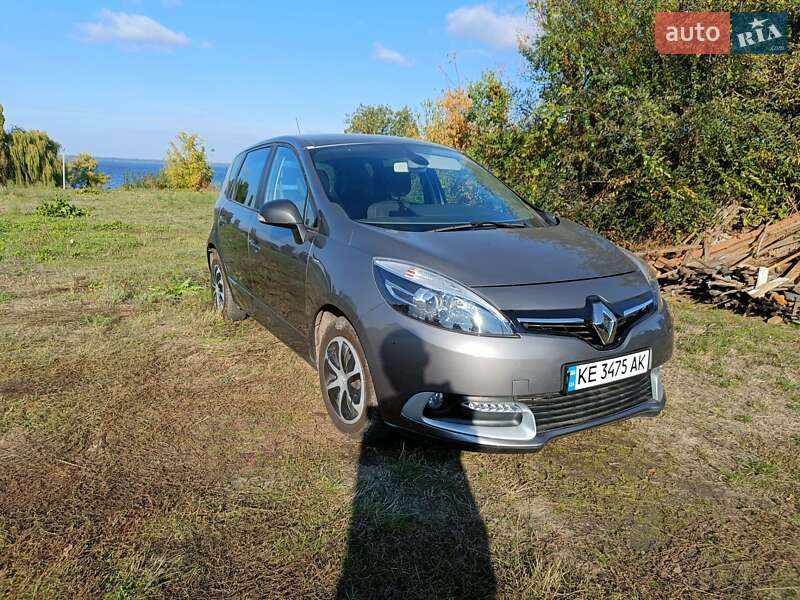 Минивэн Renault Scenic 2015 в Верхнеднепровске фото 8 Минивэн Renault Scenic 2015 в Верхнеднепровске
