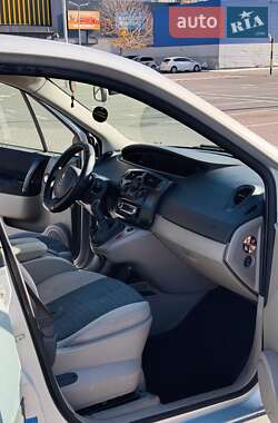 Минивэн Renault Scenic 2003 в Киеве