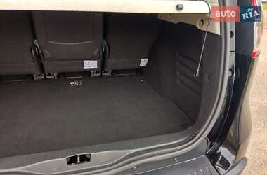 Минивэн Renault Scenic 2011 в 