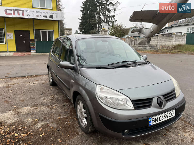 Минивэн Renault Scenic 2005 в Городне