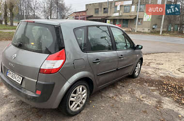 Минивэн Renault Scenic 2005 в Городне