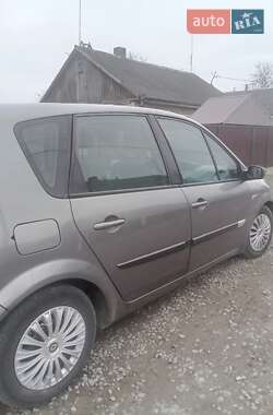 Минивэн Renault Scenic 2005 в 