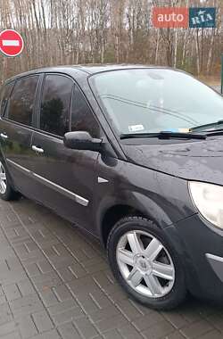 Минивэн Renault Scenic 2005 в 