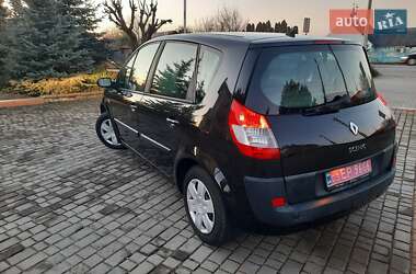 Мінівен Renault Scenic 2006 в Дубні