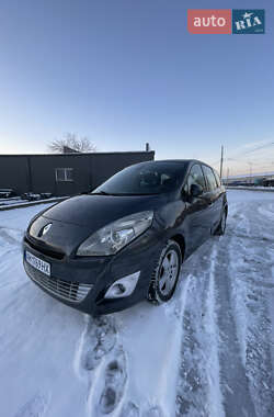 Минивэн Renault Scenic 2010 в Житомире