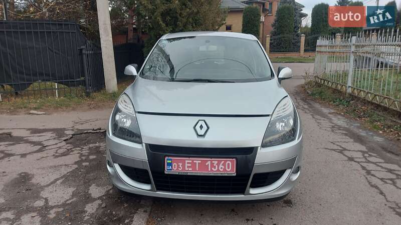 Минивэн Renault Scenic 2010 в Луцке